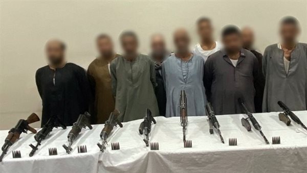 المتهمين والمضبوطات