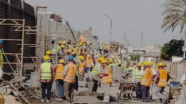 عمال شركة المقاولون