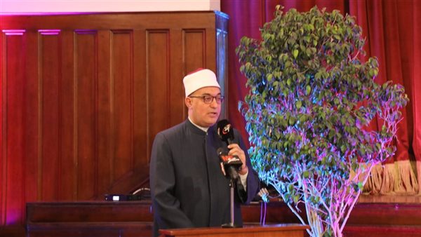 الدكتور نظير عياد