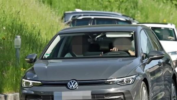 فولكس فاجن جولف 2024