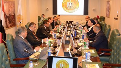 وزيرا التنمية المحلية والبيئة يتابعان آليات تنفيذ منظومة المخلفات البلدية الصلبة بالمحافظات