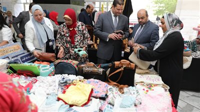 وزير المالية: لا ندخر جهدًا في مساندة صغار المنتجين بالحرف اليدوية