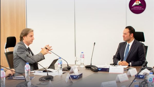 جانب من لقاء رئيس