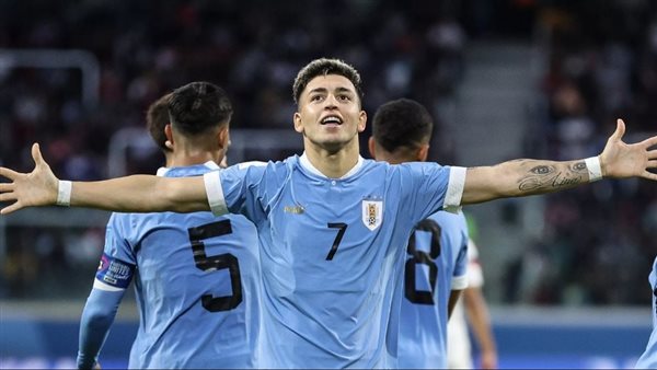 الأوروجواي تتأهل