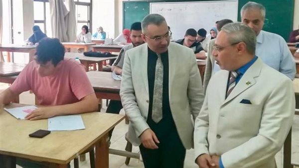 رئيس جامعة طنطا يتفقد