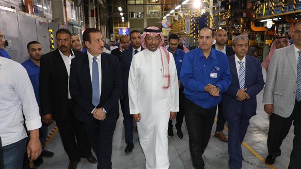زيارة وزير الصناعة