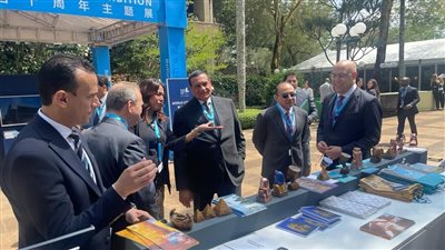 وزيرا الإسكان والتنمية المحلية يفتتحان الجناح المصري للجمعية العامة لبرنامج الأمم المتحدة بـ نيروبي