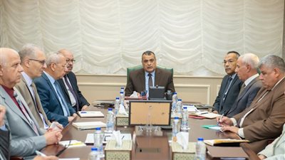 بعد انتقال الوزارة.. الإنتاج الحربي تعقد أول اجتماع رسمي بمقرها في العاصمة الإدارية 