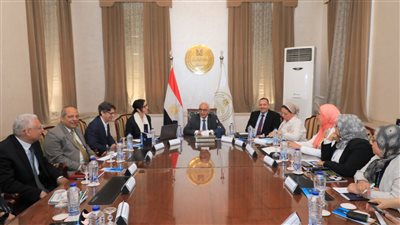 حجازي: نعمل على مواكبة المدارس للتحول الرقمي بتصميم مبانٍ مدرسية ذكية مرنة