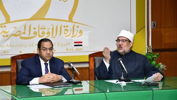 وزير الأوقاف ورئيس