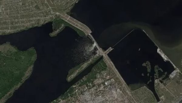 تدمير سد كاخوفا جنوبي