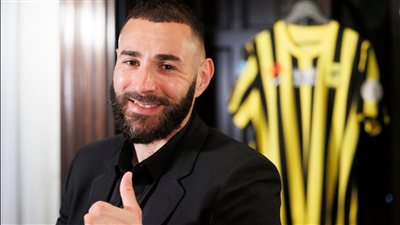 بنزيما ليس الأخير.. 9 صفقات كبرى على رادار الدوري السعودي