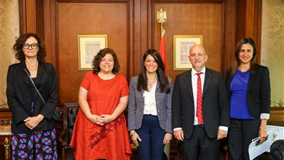 وزيرة التعاون الدولي تلتقي وفدا أرجنتينيا لاستكشاف فرص التعاون المشترك وتحفيز العلاقات بين البلدين