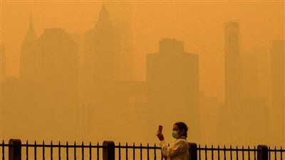 زيادة حرائق الغابات في كندا تهدد إنتاج النفط