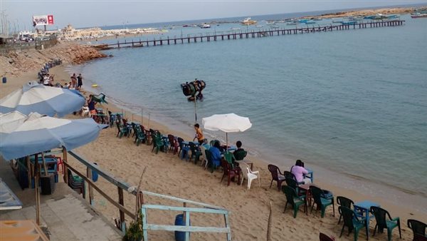 الإقبال على شواطئ