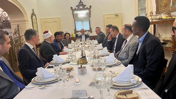 مفتي الجمهورية والسفراء