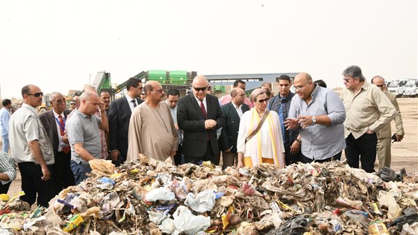 وزيرة البيئة