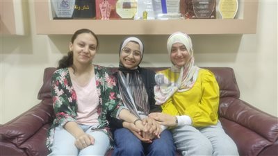 رحلة عمرة وموبايلات.. هدايا أوائل الشهادة الإعدادية بالمنوفية 