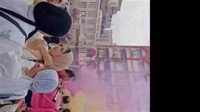 طلاب الثانوية التجارية يحتفلون بانتهاء الامتحانات وبدء الإجازة ببورسعيد | صور