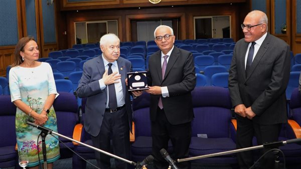 جانب من اللقاء 