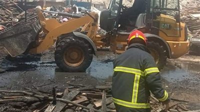 دون إصابات.. السيطرة على حريق أخشاب بجوار مزلقان القباري في الإسكندرية