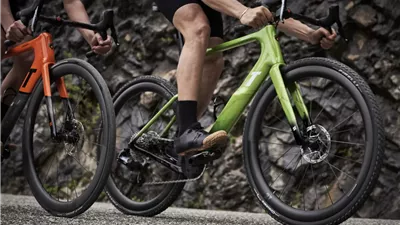 لامبورجيني تقدم دراجتين بسعر يصل إلى نحو 300 ألف جنيه.. بسكلتة إيطالي