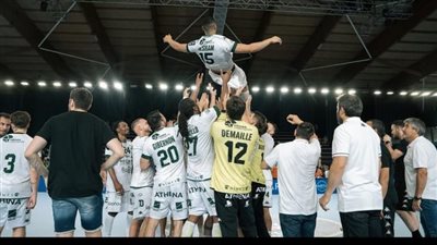 رسالة وداع من نجم منتخب مصر لكرة اليد إلى فريقه السابق