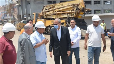 محافظ القليوبية يتفقد عددًا من المشروعات الخدمية والتنموية بكفر شكر وبنها