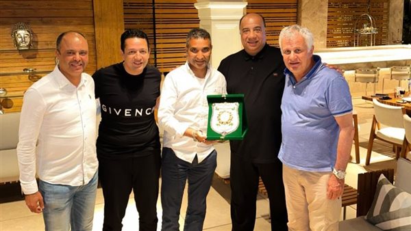 تكريم مدرب حراس مرمى