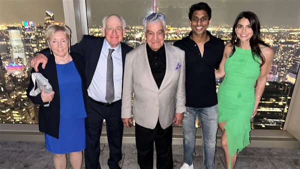 زاهي حواس بنيويورك