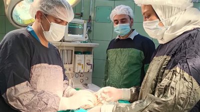 لأول مرة في مستشفيات البحيرة.. القسطرة المخية تنقذ رضيعة بعد إصابتها بنزيف في المخ 