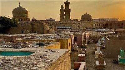 مصر لا تهين رموزها.. السيسي يوجه بإنشاء مقبرة الخالدين لجمع رفات العظماء