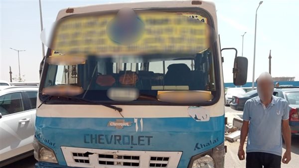 المتهم بطمس اللوحات