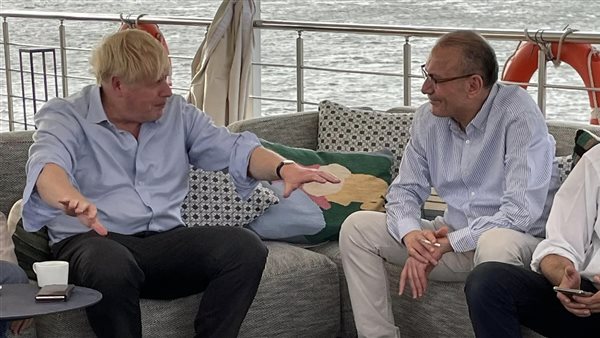 جونسون والقائم بأعمال