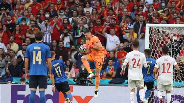 إسبانيا ضد إيطاليا