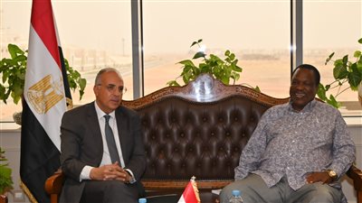 الري تبحث إنشاء مركز لبحوث المياه بأوغندا 