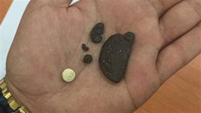 سيدة تطلب الطلاق للضرر: جوزي بيشرب حشيش في البيت وابنى أكل قطعة على أنها حلوى