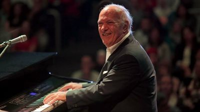 ممنوع دخول الأطفال والتصوير.. شروط حفل عمر خيرت في دار الأوبرا