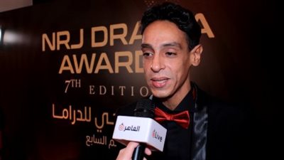 علي صبحي: محمد شاكر خضير خلق بيئة عمل جيدة لـ تحت الوصاية.. ولم أرَ تعاليا بين أبطال العمل