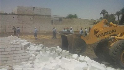 إزالة 42 حالة تعد على الأراضي الزراعية وأملاك الدولة بـ4 مراكز في المنيا