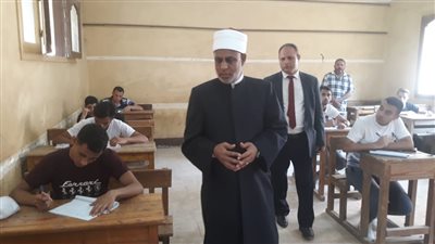 فرحة وسعادة بين طلاب القسم العلمي في امتحانات الشهادة الثانوية الأزهرية