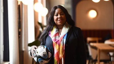 رسميا.. فيفا يعلن تنحي السنغالية فاطمة سامورا عن منصبها