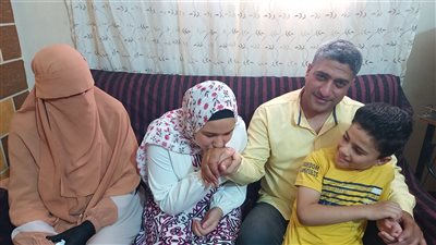 الأولى على الشهادة الإعدادية بأسيوط: ماما وبابا والتزامي بصلاة الفجر سبب تفوقي |صور وفيديو