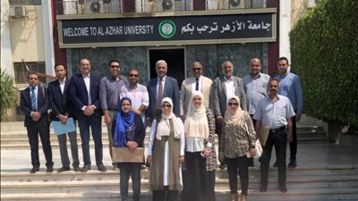 انطلاق القافلة الطبية لجامعة الأزهر إلى رأس غارب بالبحر الأحمر 