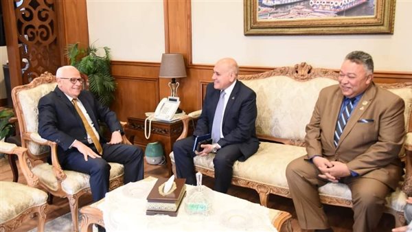 محافظ بورسعيد