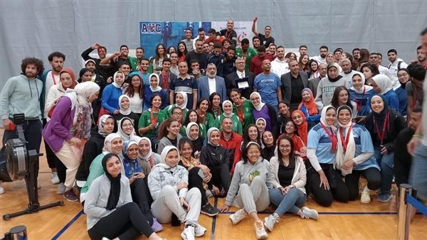 طلاب الجامعات 