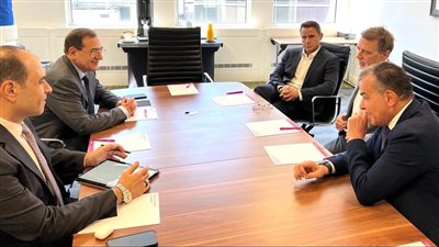 وزير البترول يبحث مع شركة أي كاب دريل فرص الاستثمار في التعدين 