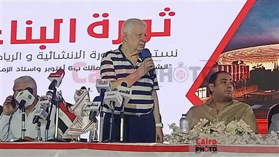 مرتضى منصور للاعبي اليد: أنتم مش أكبر من الزمالك
