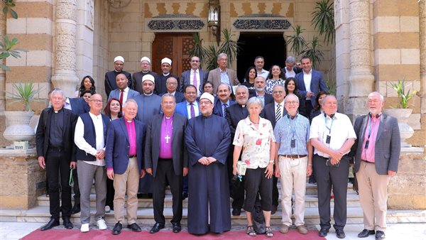 رئيس الإنجيلية يهنئ