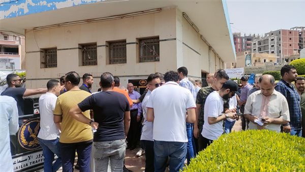 جانب من الإقبال 